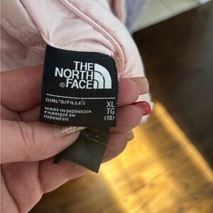 The North Face Girls' Light Pink Puffer reversible Jacket
